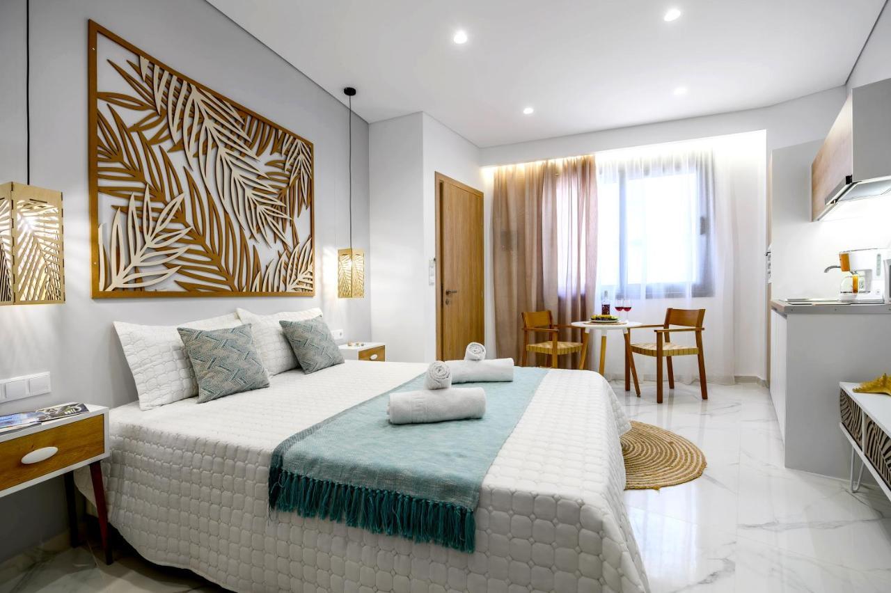Ammos Suites 이라피트라 외부 사진