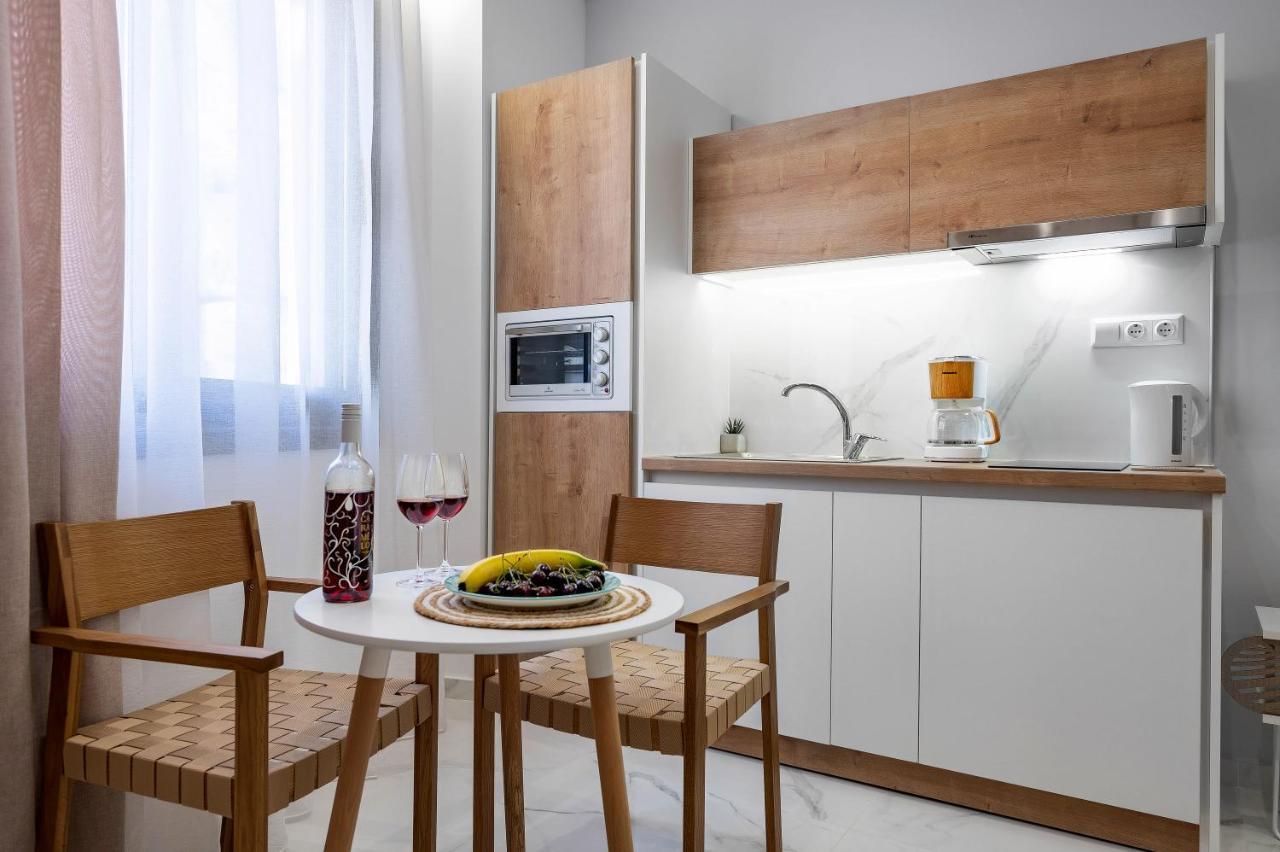 Ammos Suites 이라피트라 외부 사진