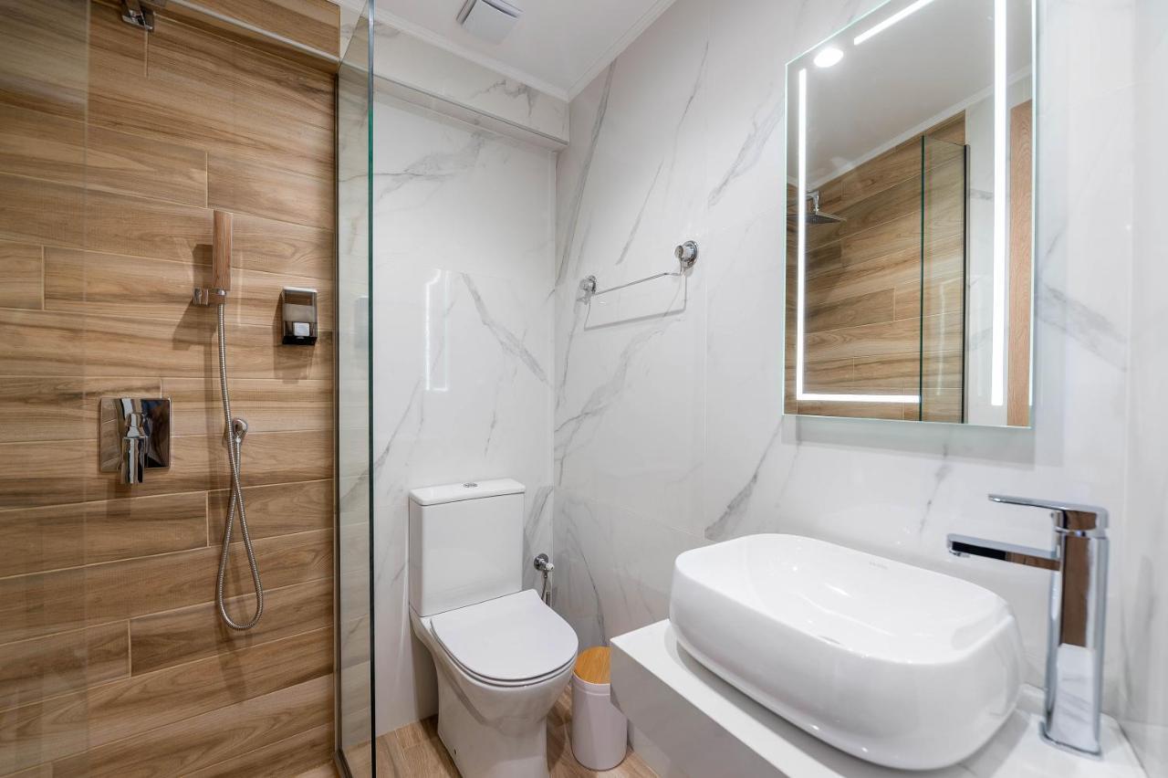 Ammos Suites 이라피트라 외부 사진
