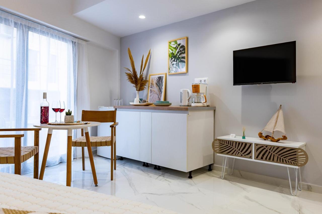Ammos Suites 이라피트라 외부 사진